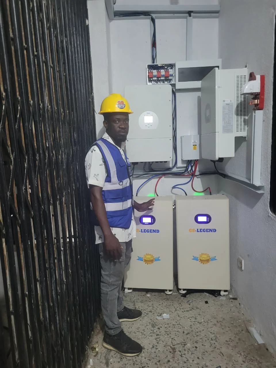 Commissioned inverter and battery installation